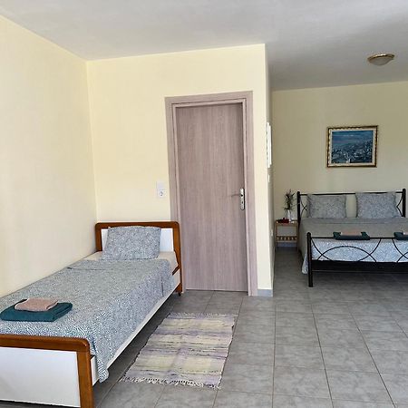 Lotus Studio Apartment North Ликсури Екстериор снимка