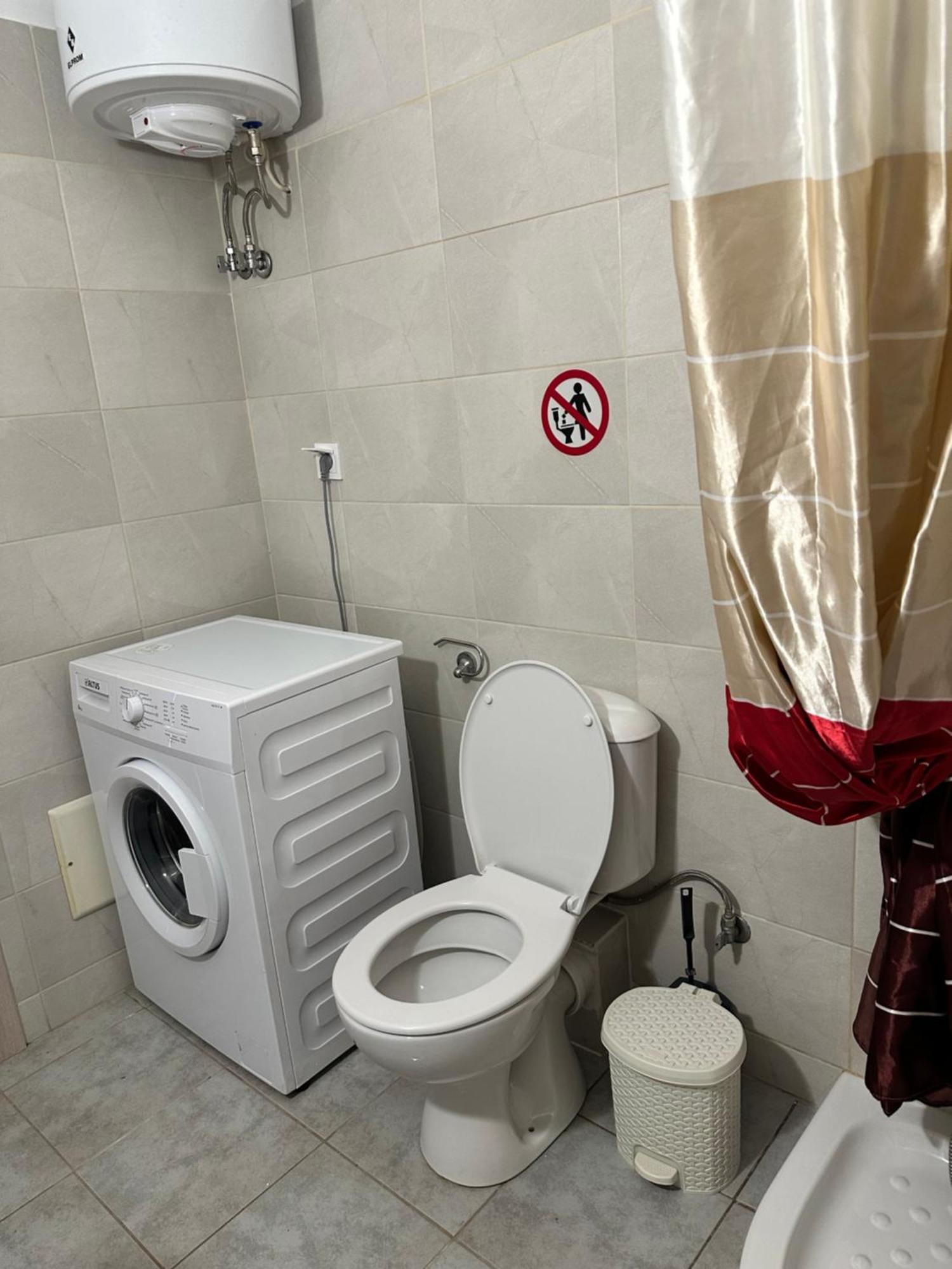 Lotus Studio Apartment North Ликсури Екстериор снимка